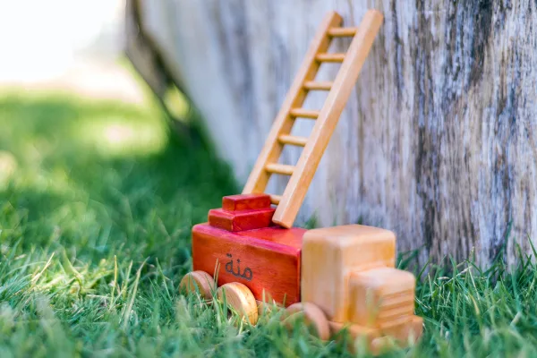 Fire truck - Image 2