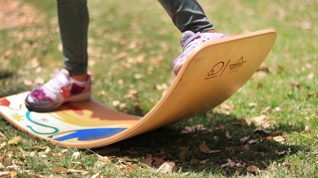 Curvy balance board (Jungle Animals).