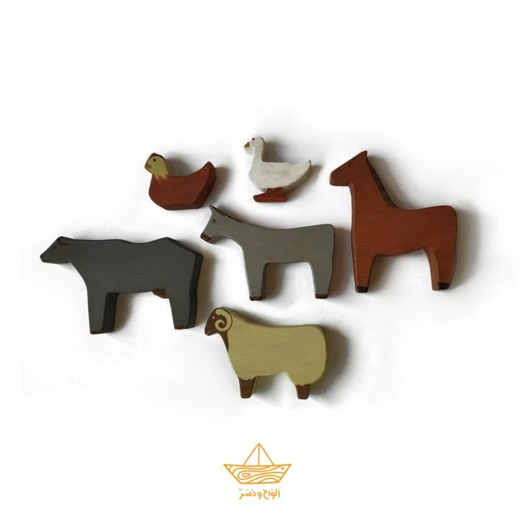 Wooden farm animals toy set