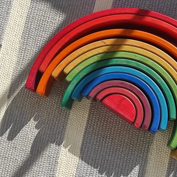 Curvy stacking blocks (12 pieces | Rainbow)